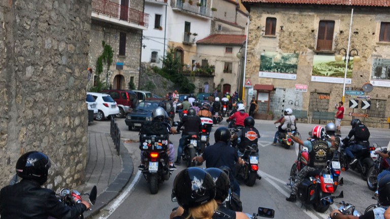 Ottavo Motoraduno nel territorio del Fasanella: due giorni in moto tra borghi e natura negli Alburni