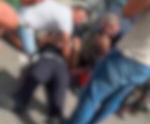 Vallo della Lucania, vigilessa investita mentre regola il traffico: trasportata in ospedale