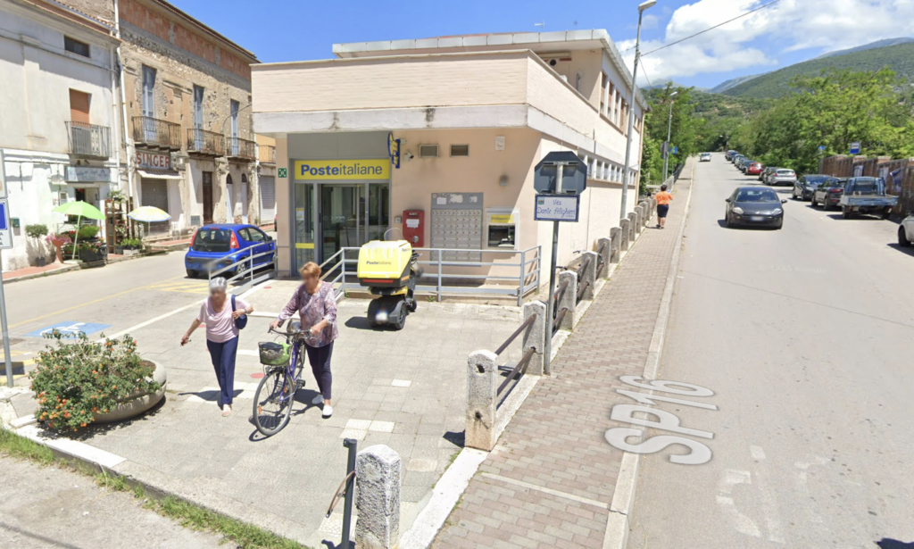 Sapri, ridotti gli orari dell’ufficio postale: avviata un’istruttoria