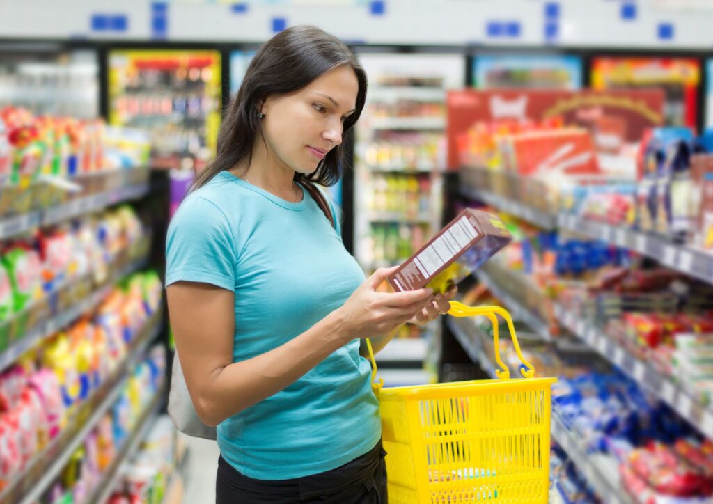 Supermercato, dall’etichetta alterata alle false denunce: i comportamenti che possono costituire reato