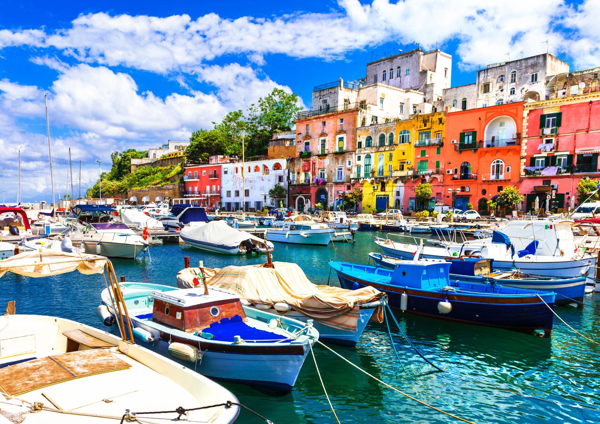 Procida, l’isola dei colori che ha conquistato il mondo
