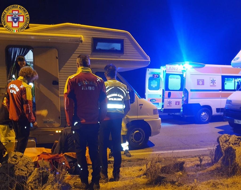 Escursionista si perde durante la ricerca di funghi: salvato dai vigili del fuoco tra i monti del Salernitano