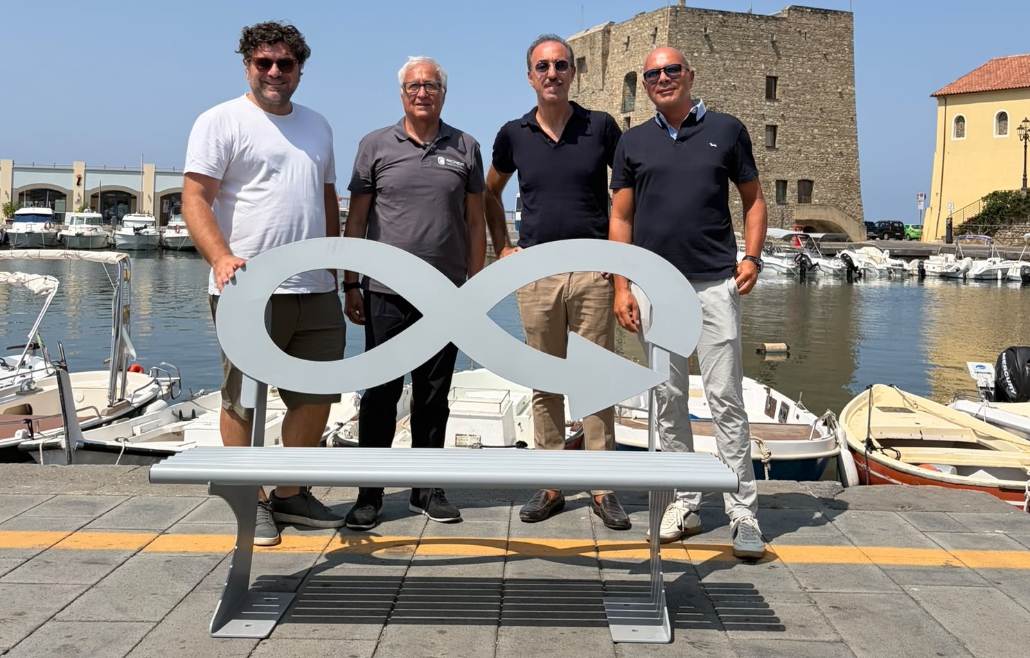 Steelosa® fa tappa nel Cilento: inaugurata ad Acciaroli la panchina dell’economia circolare