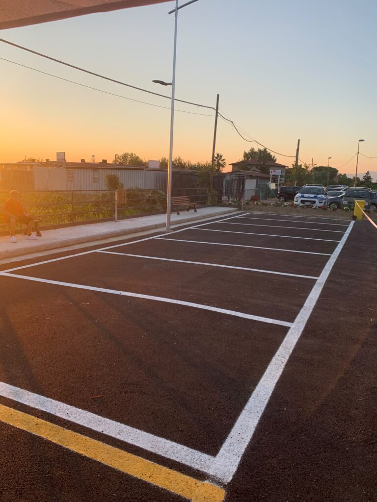 Capaccio Paestum, inaugurata la nuova area pedonale con parcheggi e pensiline a Varco cilentano