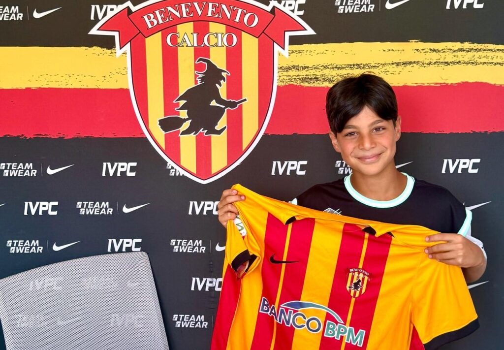 Nathan Cesa firma con il Benevento: il giovane talento entra nell’Under 11 giallorossa