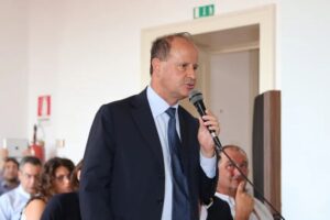 Lutto a Casal Velino, è morto il vicesindaco Domenico Giordano: aveva 62 anni