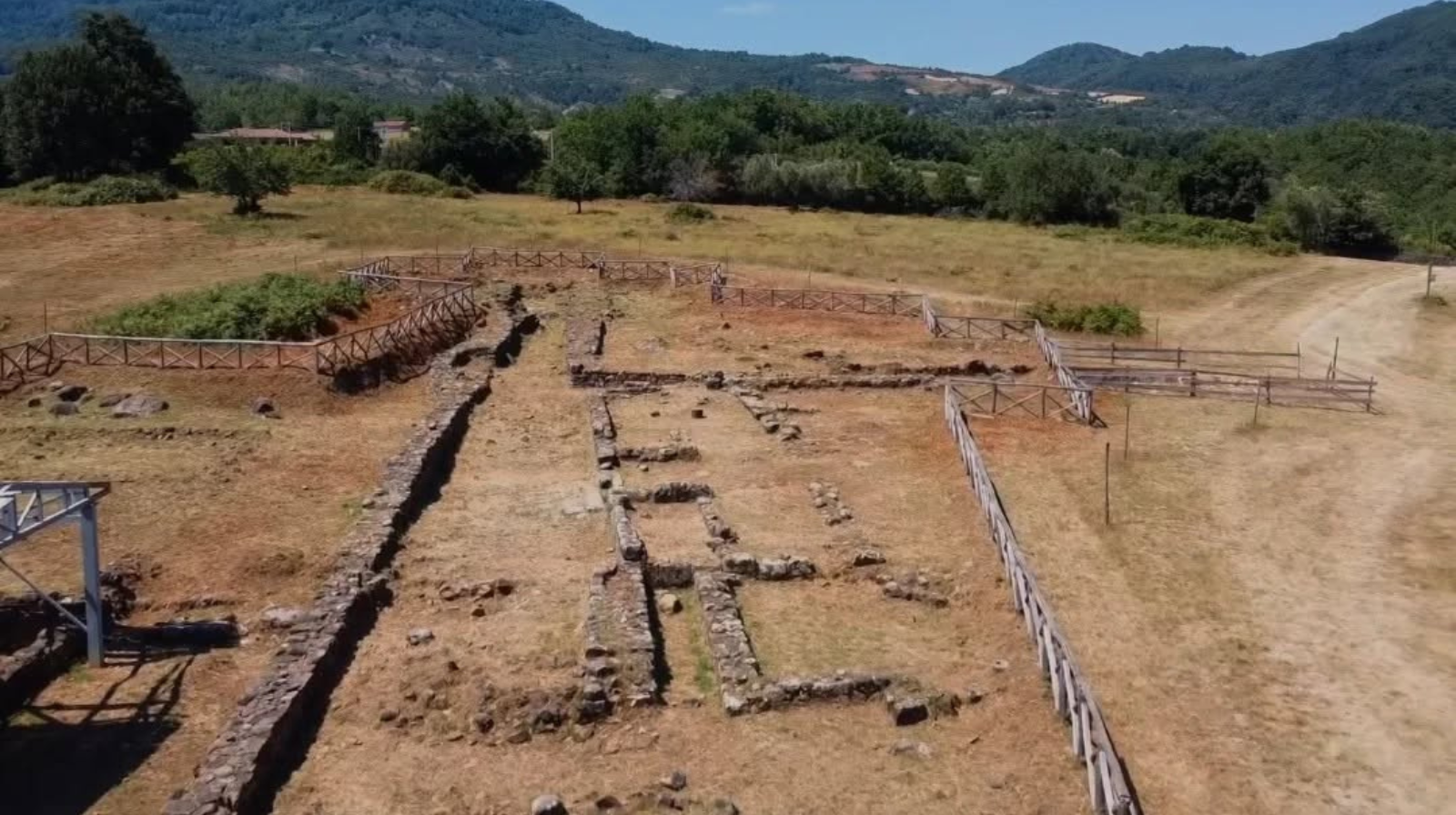 Caselle in Pittari, riprendono gli scavi nell’antico abitato lucano di Laurelli