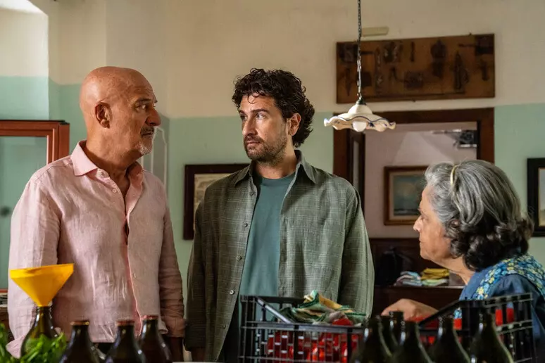 Bentornati al Sud, terminate le riprese: il ritorno di Bisio e Siani arriverà al cinema a Natale