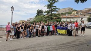 La Caritas di Teggiano-Policastro rinnova l’abbraccio di speranza: 43 ragazzi dall’Ucraina accolti nel progetto ‘È più bello insieme’