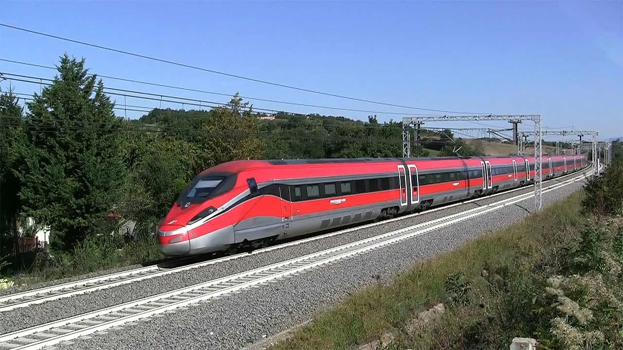 Alta velocità, il Cilento ritrova tutte le Frecce: sei collegamenti al giorno e più corse nei weekend