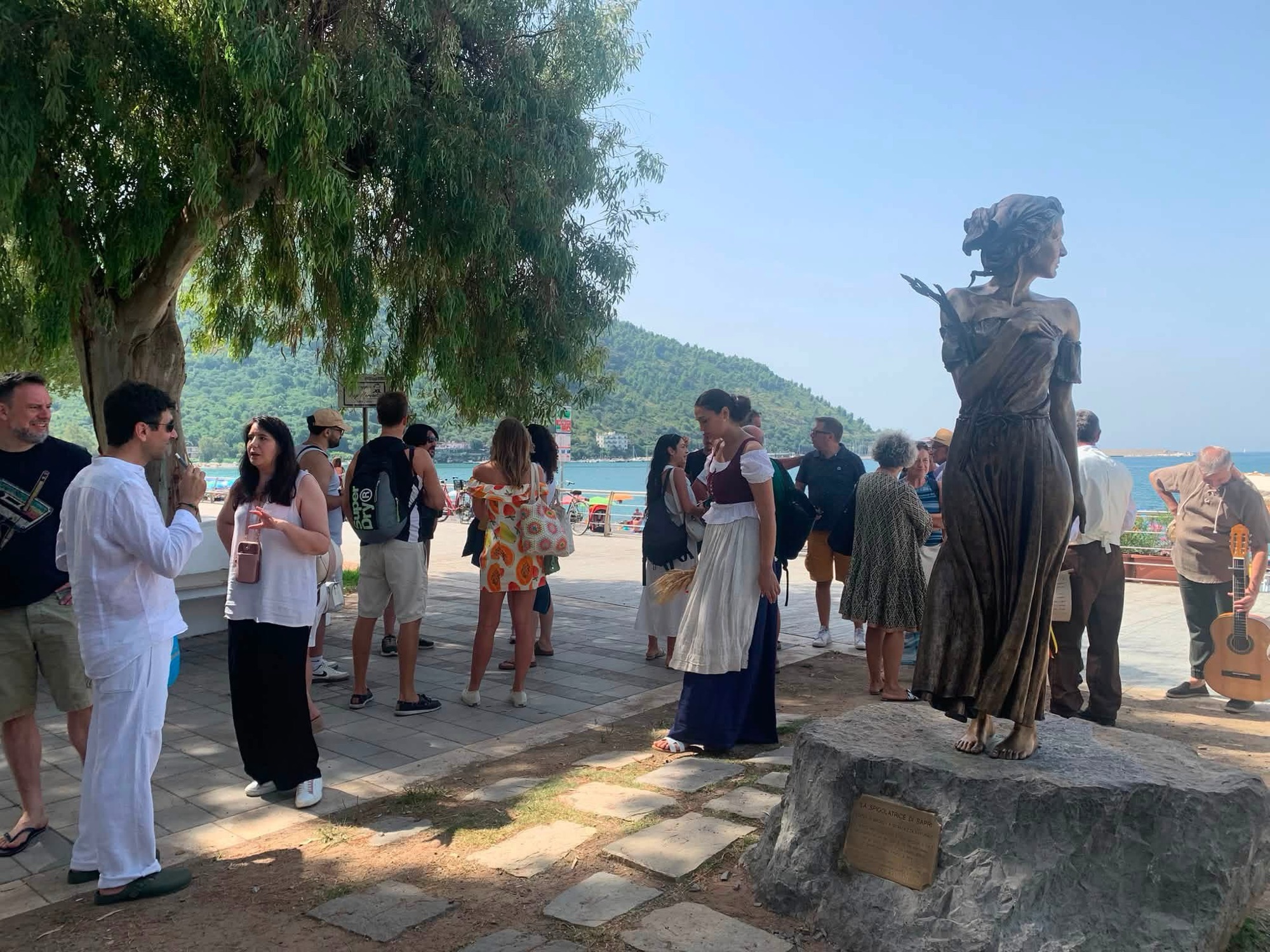 Sapri, il Sanza Festival dell’Accoglienza porta influencer, giornalisti e Amedeo Colella alla scoperta della città