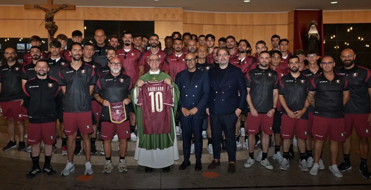 Salernitana in ritiro a Cascia, giornata di incontri: visita al Santuario di Santa Rita e al Comune