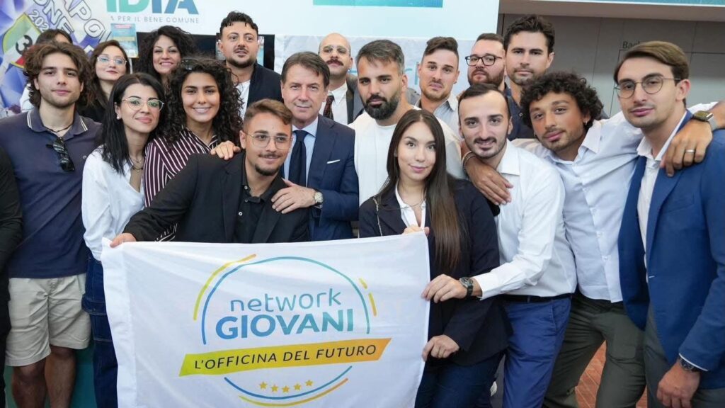 Network giovani Campania del M5S: De Fenza referente regionale, Marcarelli vice