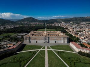 La Reggia di Caserta lancia “Reggia Session 2026”: biglietto a metà prezzo per gli spettatori di “Un’Estate da Belvedere”