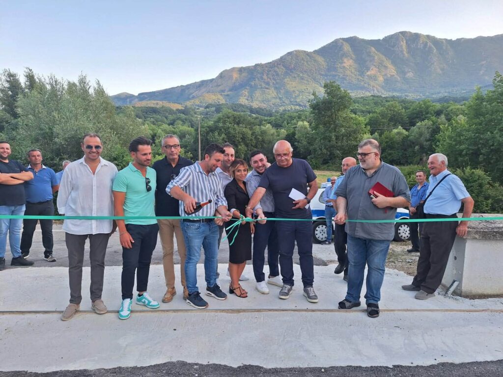 Rifiuti: inaugurata a San Rufo la nuova isola ecologica, “passo importante per la comunità”