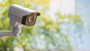 Sapri, denuncia sui social di una cittadina: “Da mesi una situazione difficile in un condominio al Timpone”