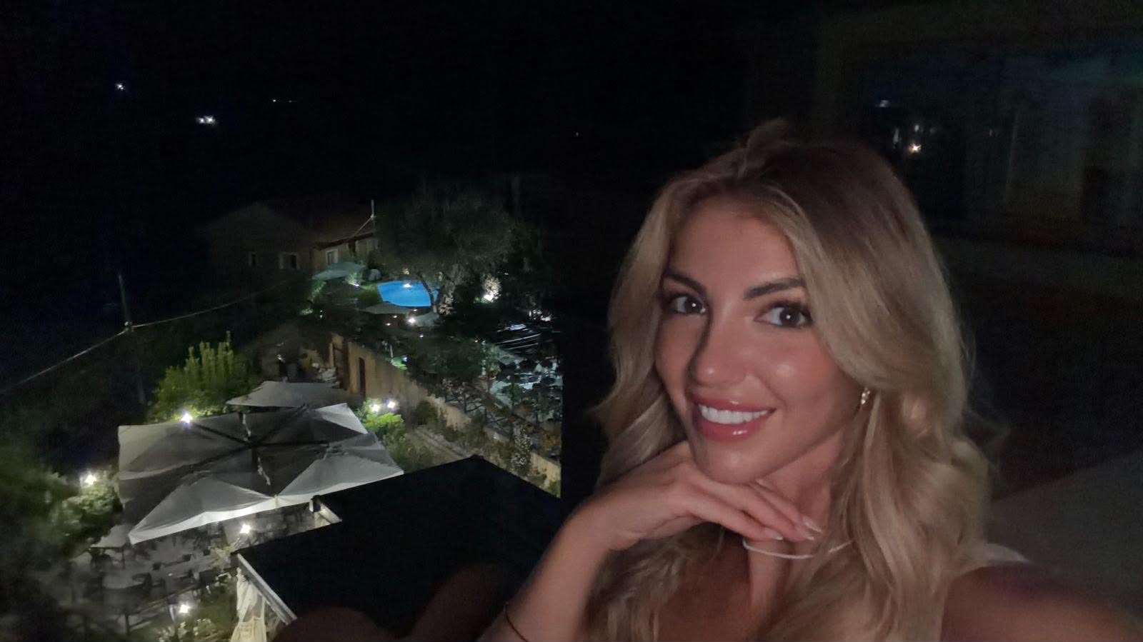 Lucia Ilardo sceglie Lentiscosa per le sue vacanze nel Cilento