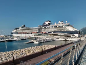 Salerno, boom di crocieristi nel 2026: ma i turisti vanno altrove