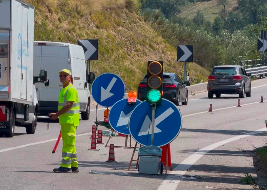 Ferragosto sulla Cilentana, arrivano i movieri contro code e disagi