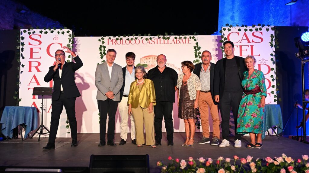 Castellabate, sold out per la “Serata di Gala” al Castello dell’Abate