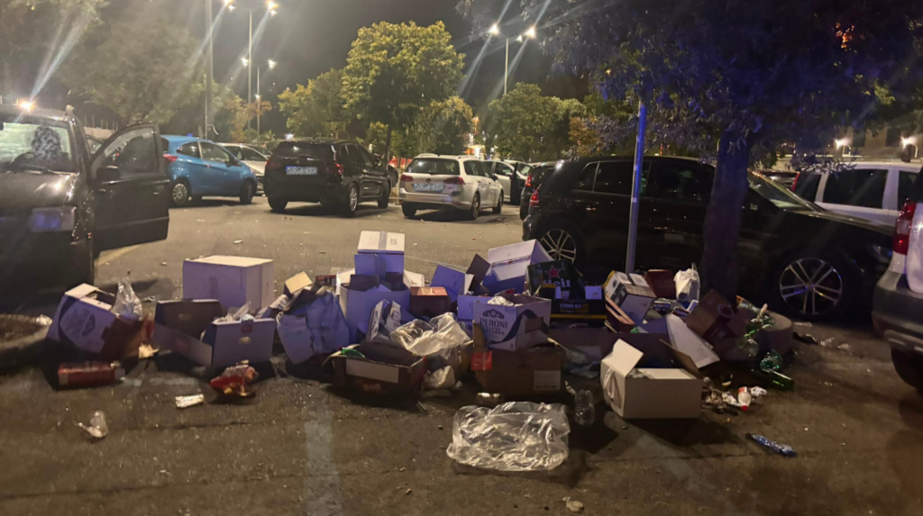 Salerno: degrado al parcheggio del Porto, pessimo biglietto da visita per turisti e visitatori