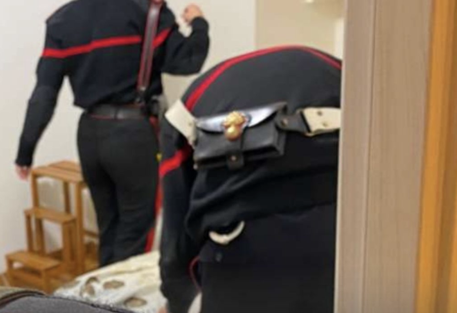 Perquisizione ingiusta, cosa rischia il cittadino che si oppone? I limiti dell’azione di polizia