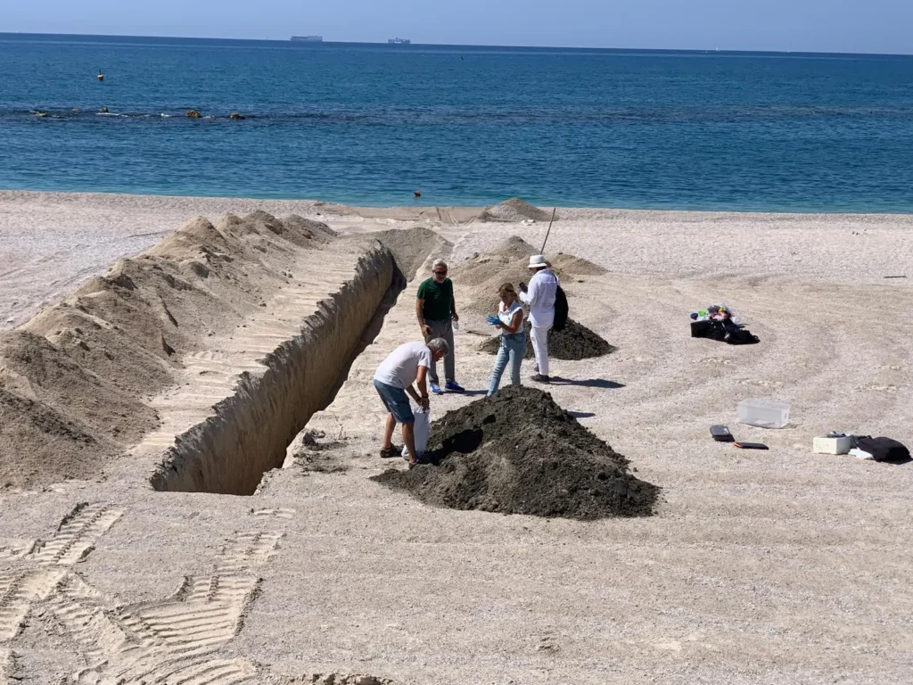 Salerno, nuovi prelievi a Universo Beach: sabbia sotto esame