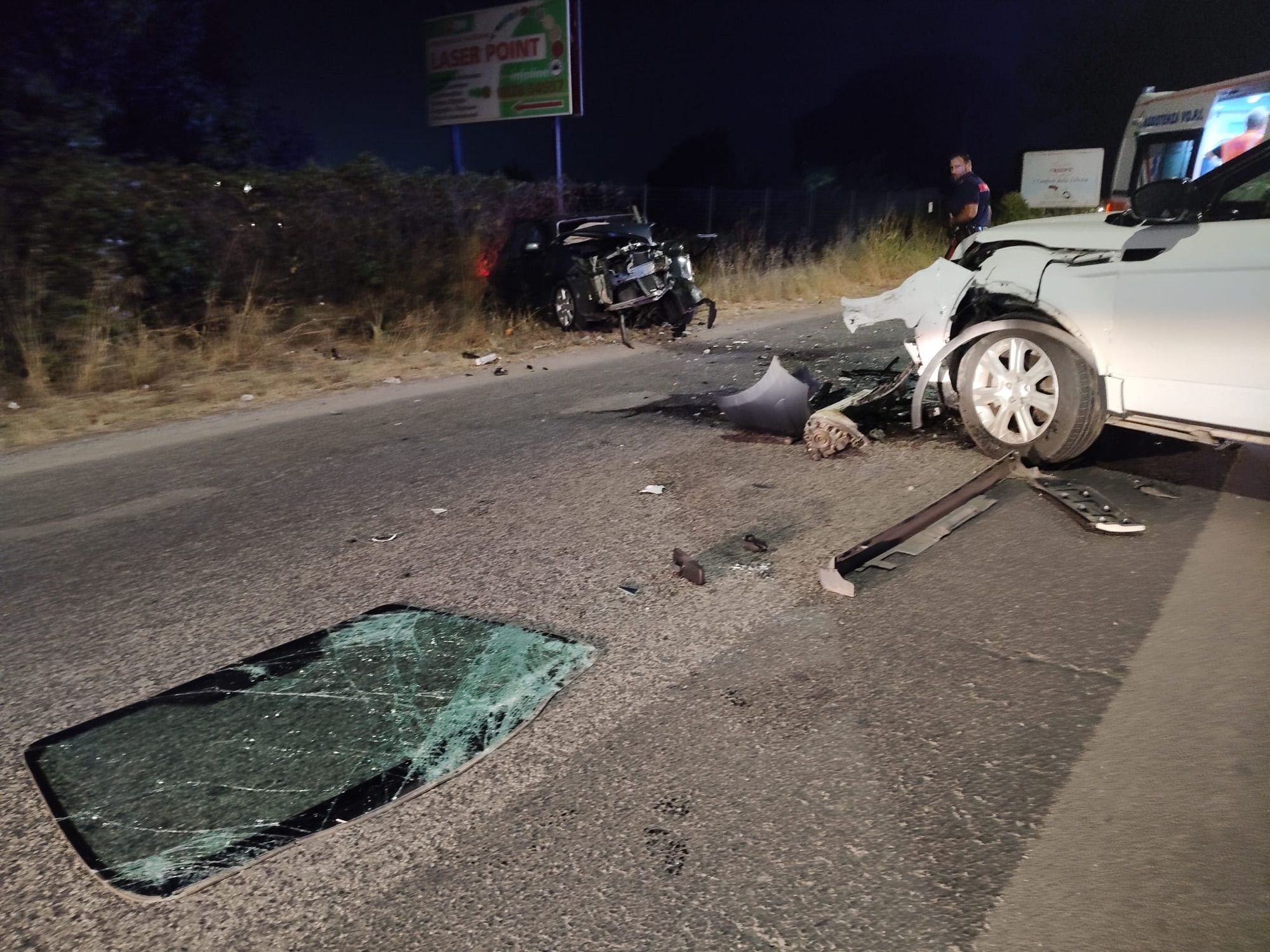 Scontro tra due auto nella notte a Battipaglia, ferita una 37enne