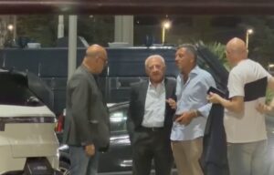 Salerno, De Luca accelera: «Tributi da pagare, avanti sulle opere»