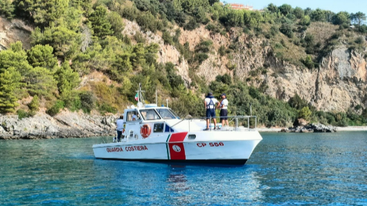 Ferragosto al mare, l’appello della Guardia Costiera: «Prudenza e rispetto delle regole»