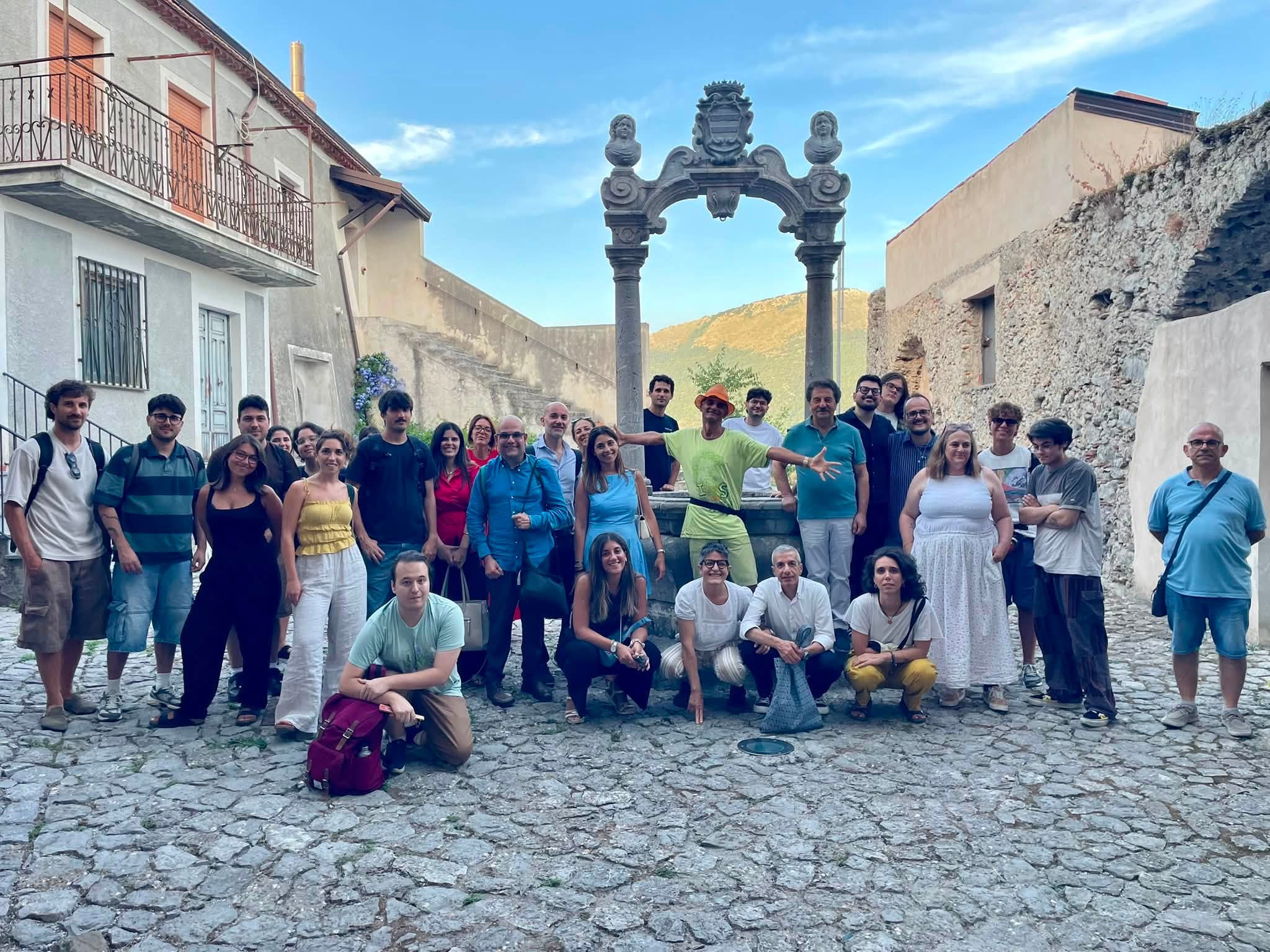 Tortorella, torna la Scuola Estiva sul Metodo e la Ricerca Sociale: studenti da tutta Italia e una settimana di eventi nel borgo