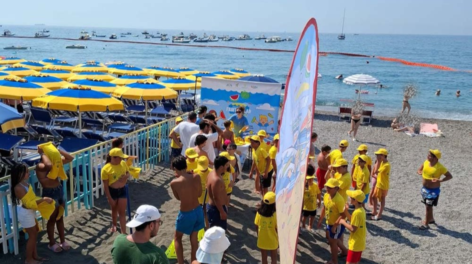Stile di vita sano e corretta alimentazione: Fruit & salad on the beach continua il tour nel salernitano