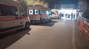 Ospedale di Battipaglia, completati i trasferimenti: nessuna data per la riapertura