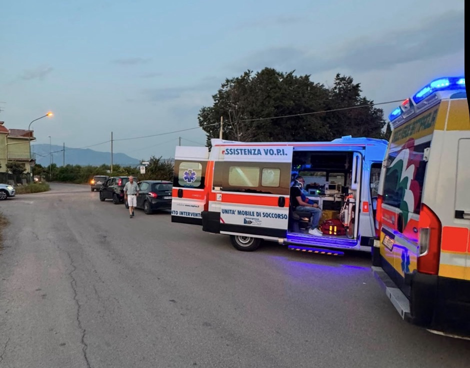 Incidente a Bellizzi, scontro tra tre auto: tre persone finiscono in ospedale