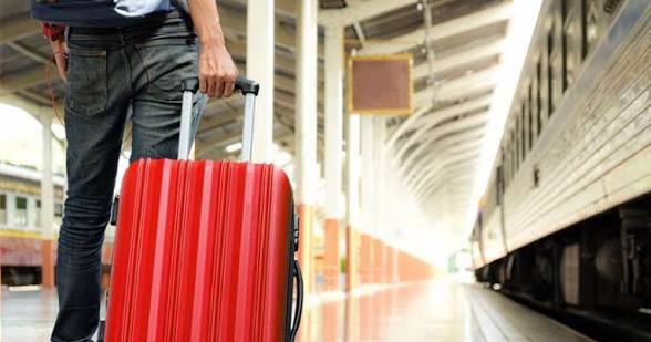 Capaccio Paestum, rubate le valigie a una famiglia francese: appello per i peluche delle figlie