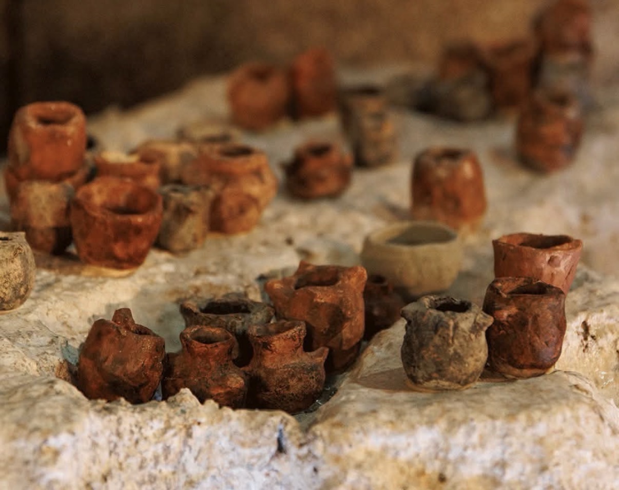 Grotte di Pertosa-Auletta, i piccoli vasi votivi raccontano gli antichi culti dell’acqua
