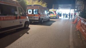Ospedale di Battipaglia evacuato, Francese: «Ora verifiche approfondite e tempi rapidi»