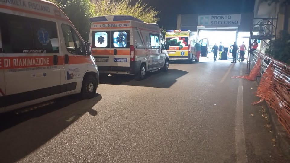 Ospedale di Battipaglia evacuato, Francese: «Ora verifiche approfondite e tempi rapidi»