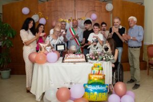 Buccino festeggia i 100 anni di Antonetta Mangini