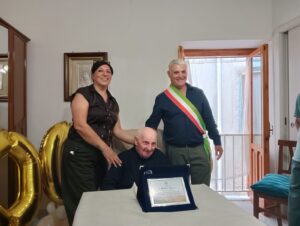 Camerota festeggia Michele Ruocco: 100 anni di lavoro, sacrifici e storia