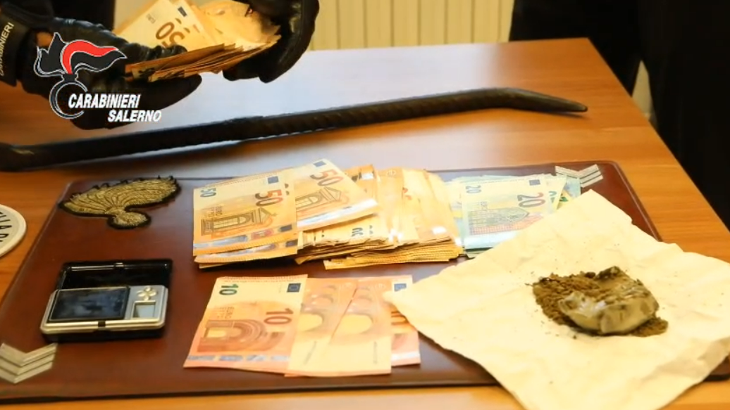 Buccino, arrestato 45enne irpino: è accusato di tentato furto e detenzione di hashish