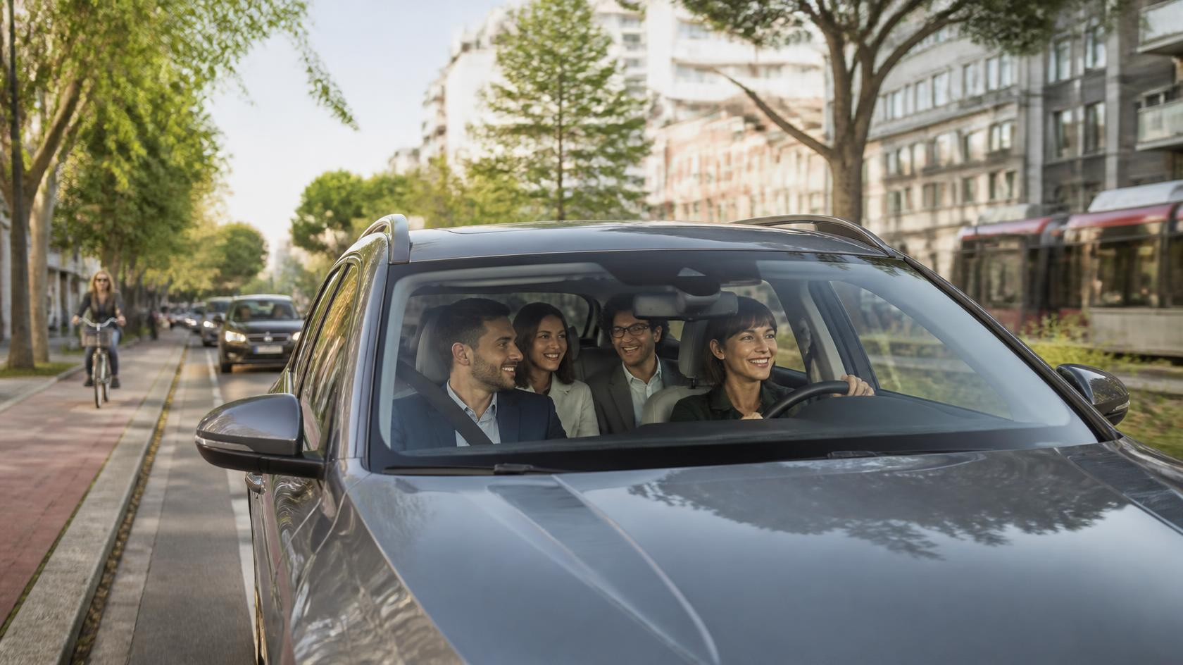 Carpooling: viaggiare insieme per ridurre le auto in strada