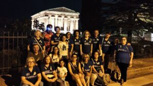 Il Tempio di Nettuno si illumina d’oro per i bambini e gli adolescenti malati di tumore