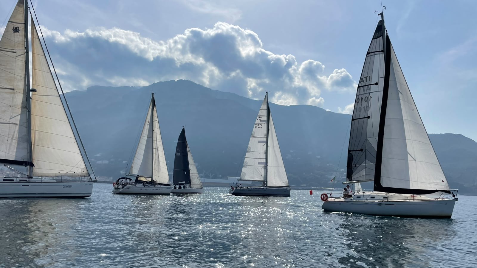 Torna la “1 Golfo x 2 e per tutti”: regata costiera tra Capri, la Penisola sorrentina e Castellammare di Stabia
