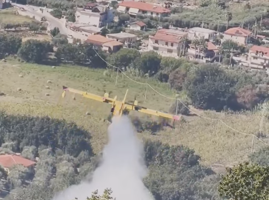 Incendio nel Cilento, fiamme tra Castellabate e Perdifumo