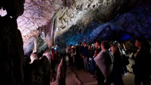 Un certificato per la prima volta in grotta: il “Battesimo della Terra” alle grotte di Pertosa-Auletta