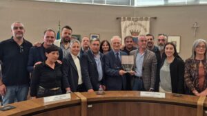 Una vita dedicata alla cultura e alla momoria, il premio Città di Sala Consilina a Enrico Spinelli