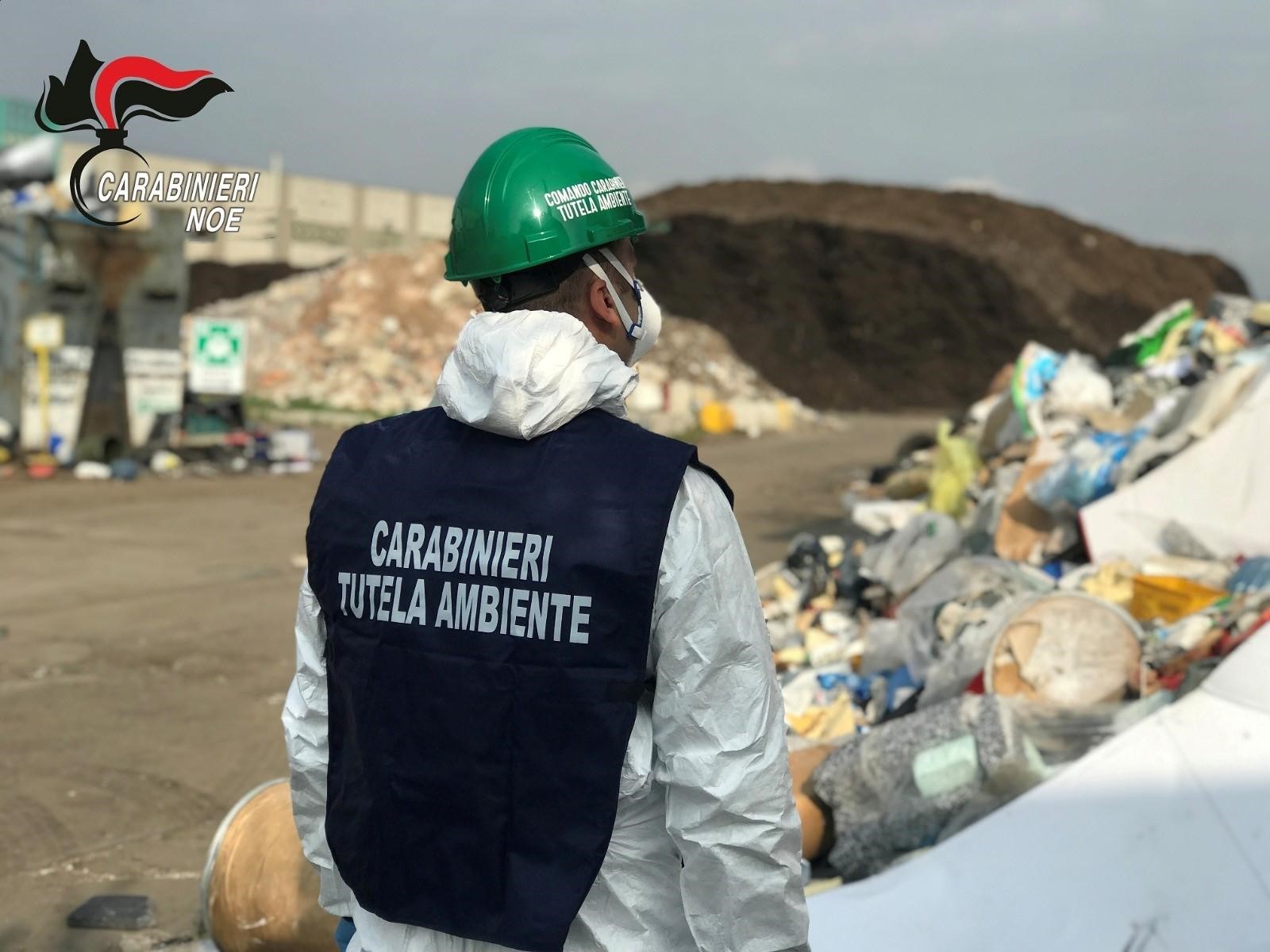 Traffico illecito di rifiuti alle porte del Cilento, sequestri per 3,5 milioni di euro