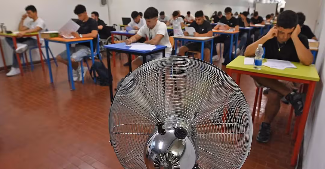 Scuola in Campania, Mastella chiede di riaprire il 1° ottobre