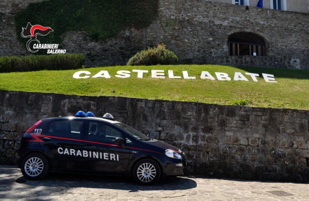 Santa Maria di Castellabate, lite a bottigliate al distributore